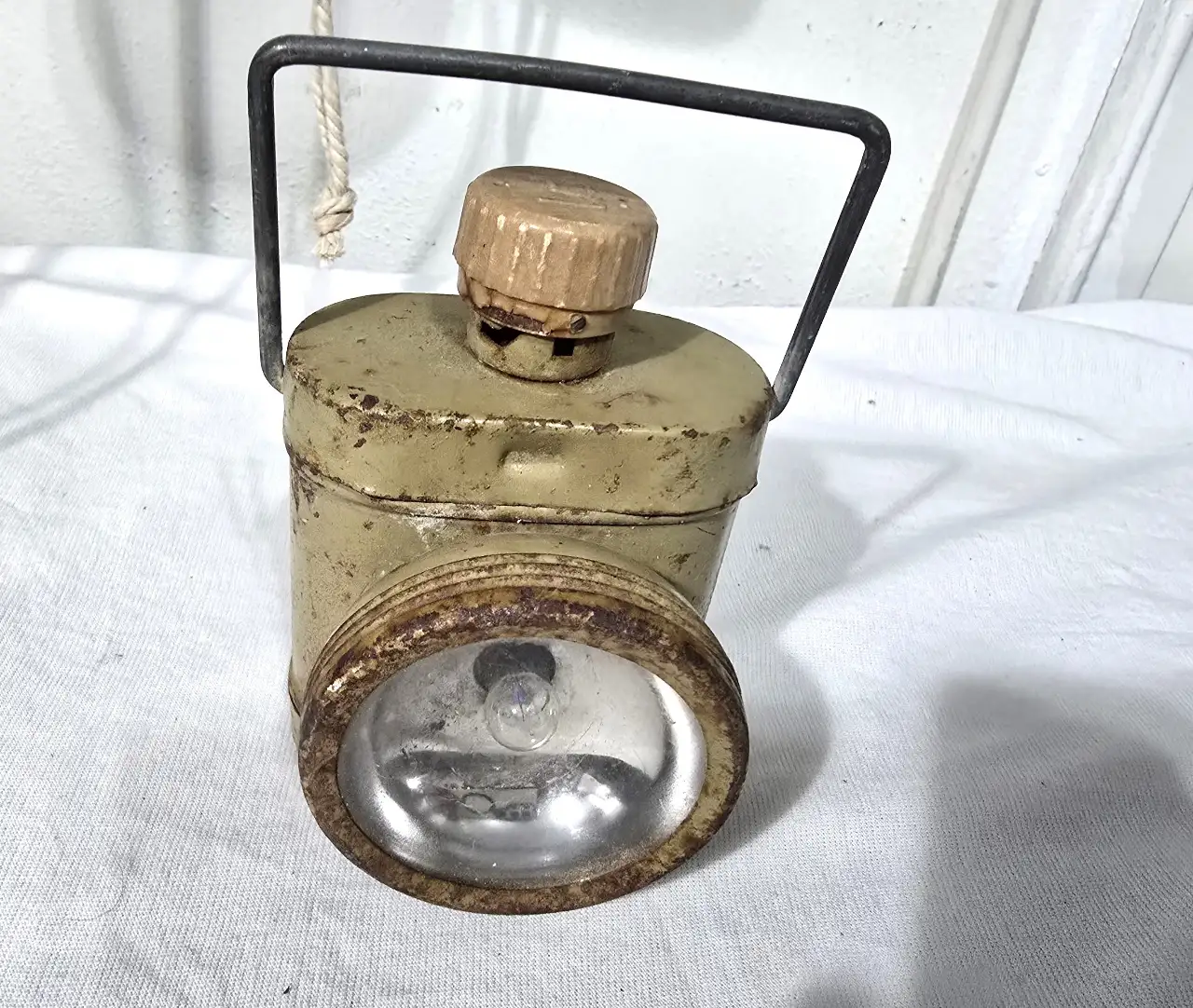 פנס איתות צבאי שנות ה 50 עם חותמת צ