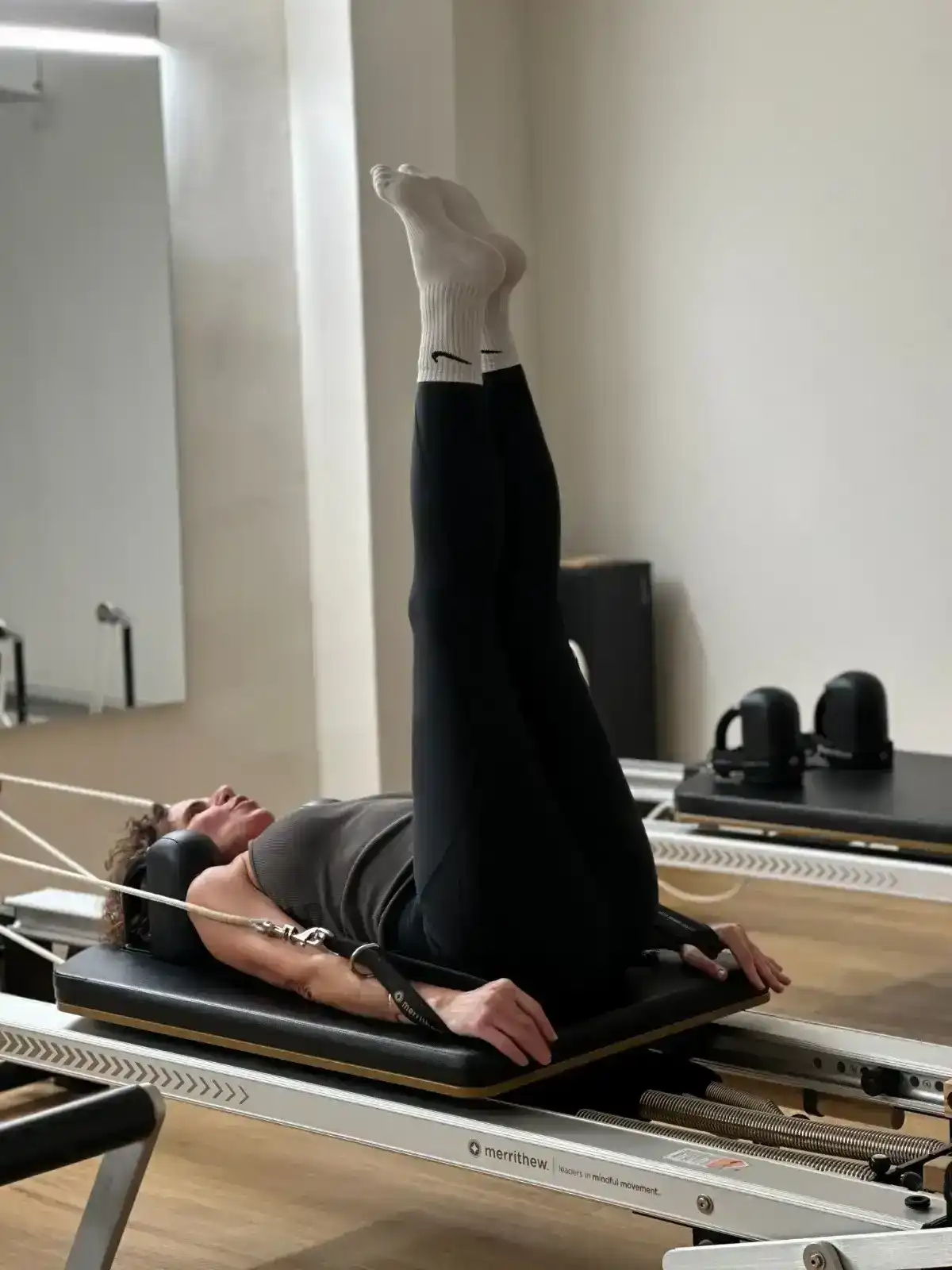 שיעורי פילאטיס למתחילים בתל אביב – הדרך הנכונה להתחיל תרגול מהיסוד