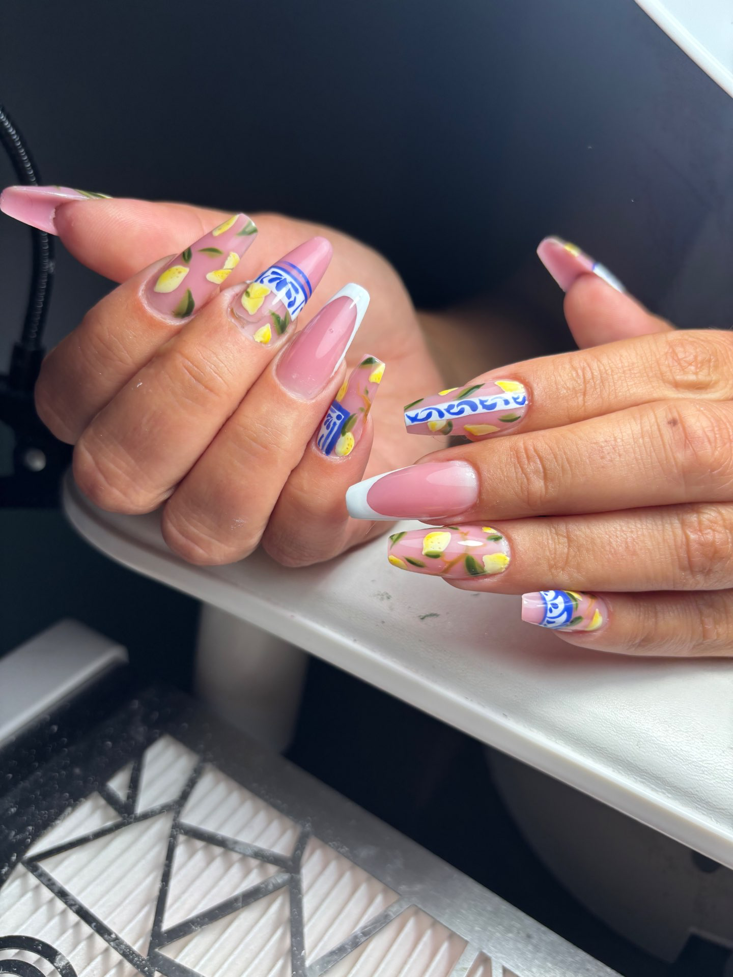 עיצובי ציפורניים בהתאמה אישית