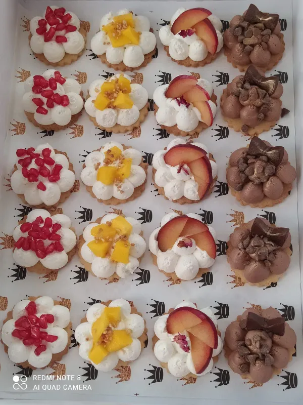 🍒מארז עוגיות בצק פריך שקדים בקישוט פירות עסיסים וטעימים 🍒
