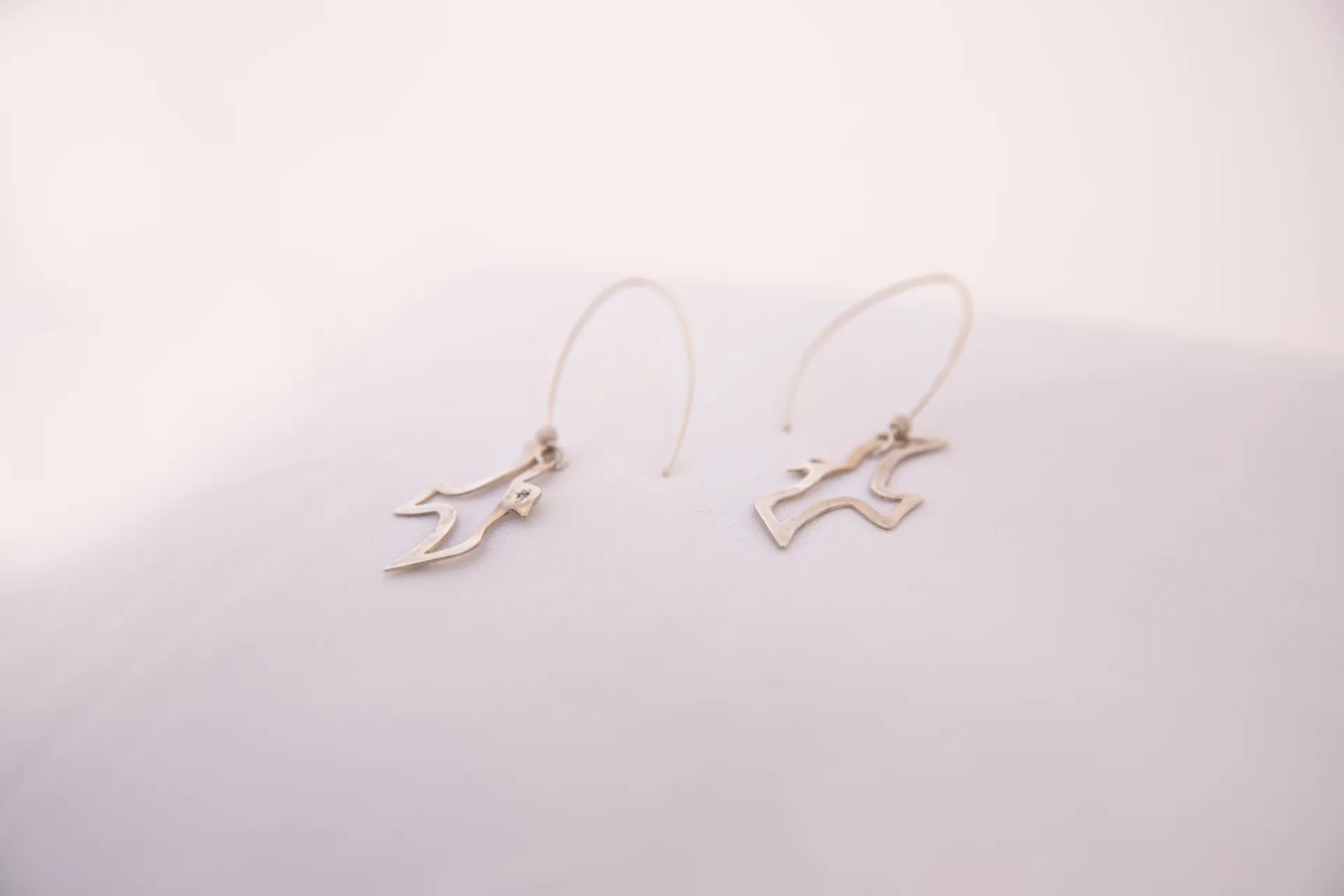 עגילי כסף שחפים