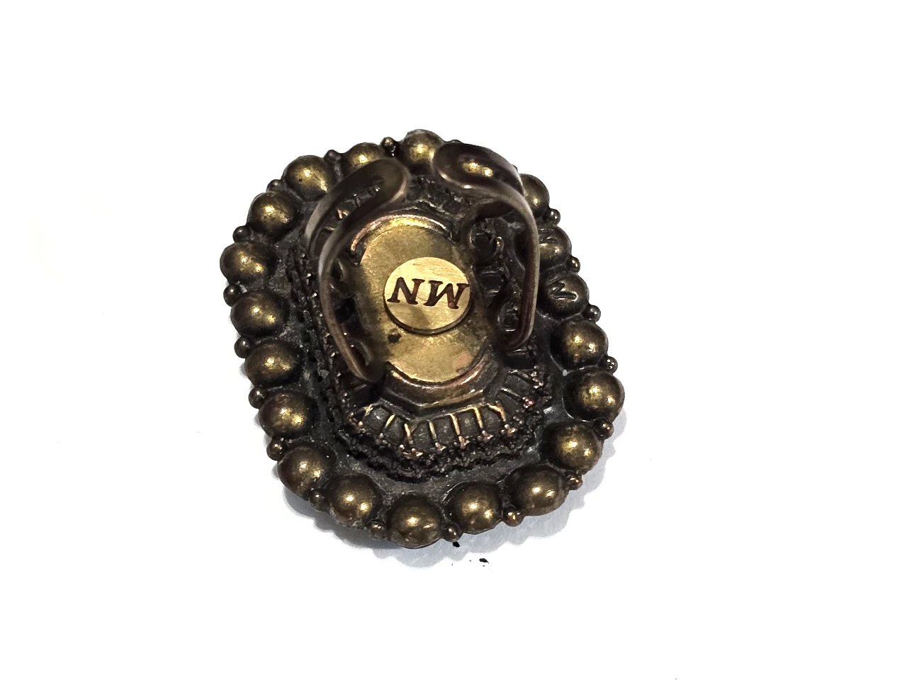 טבעת מבית מיעל נגרין גדולה ומרשימה שבוץ תורכיזים ואבני סברובסקי ובמרכז אמיאייל מהמם הטבעת מתכווננת מידות בתמונות