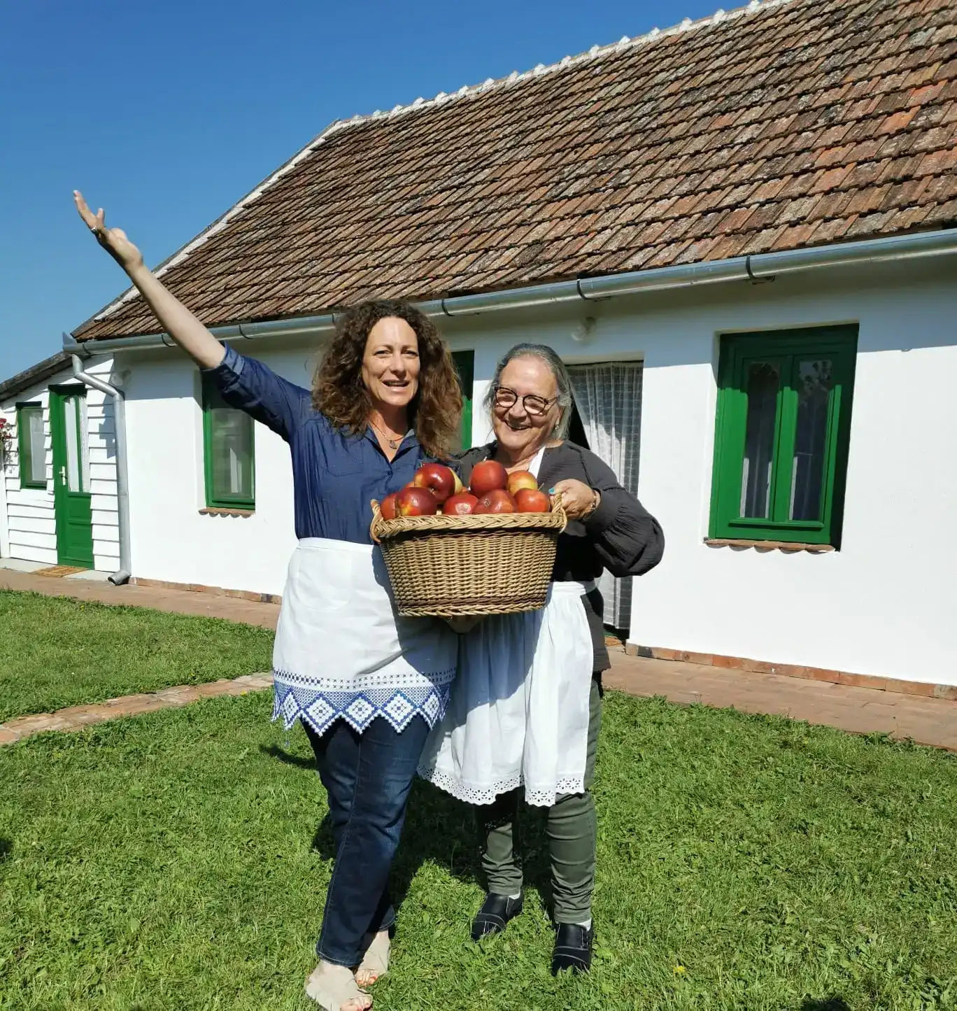 מסע בזמן - ריטריט נשי ברומניה