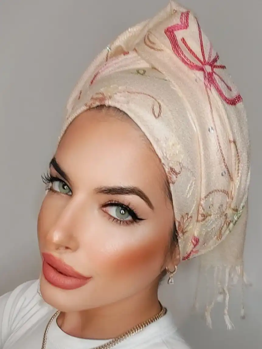 מטפחות רקמה  