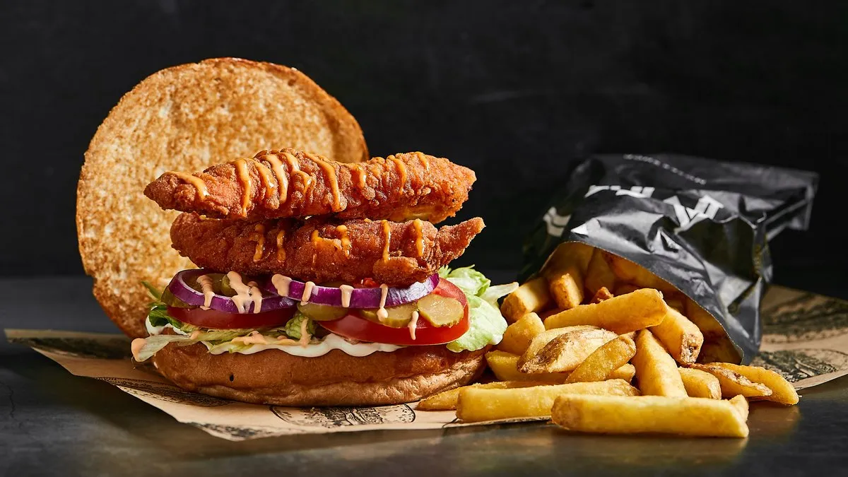 CHICKEN SUNRISE & FRIES