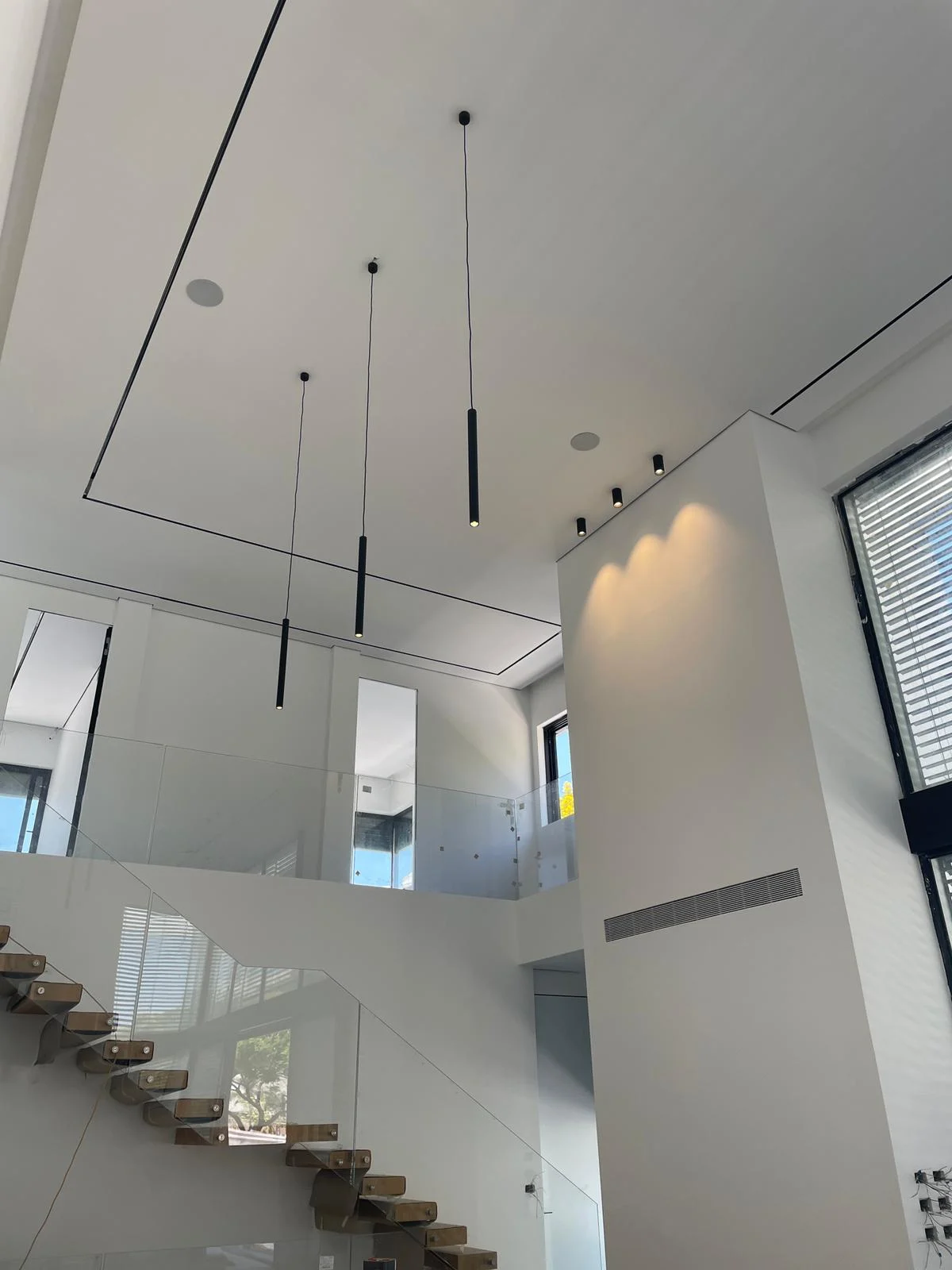 וילות ניהול ופיקוח ישיר נכסים מניבים בע"מ אשדוד