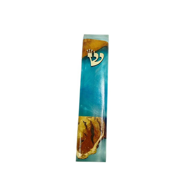 בית מזוזה שורש זית ואפוקסי בגוון תכלת