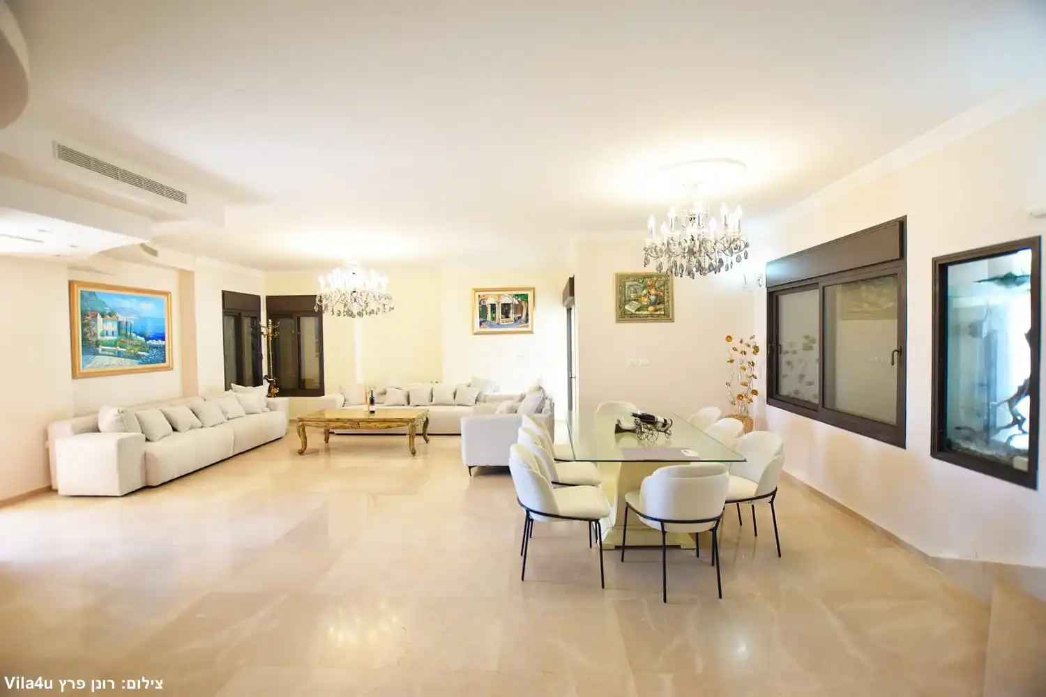 וילה בכפר ורדים