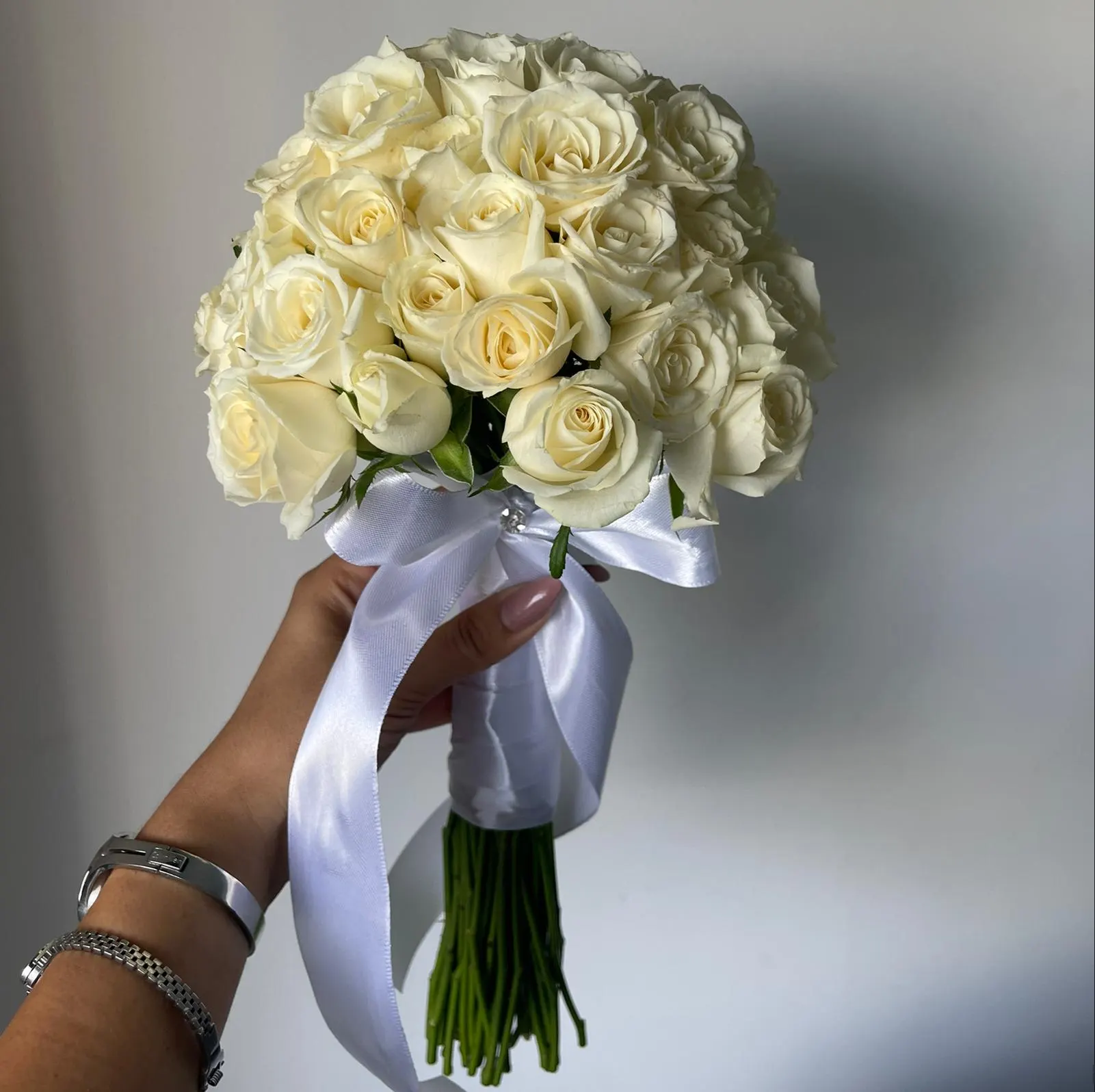 זר ורדים קלאסי