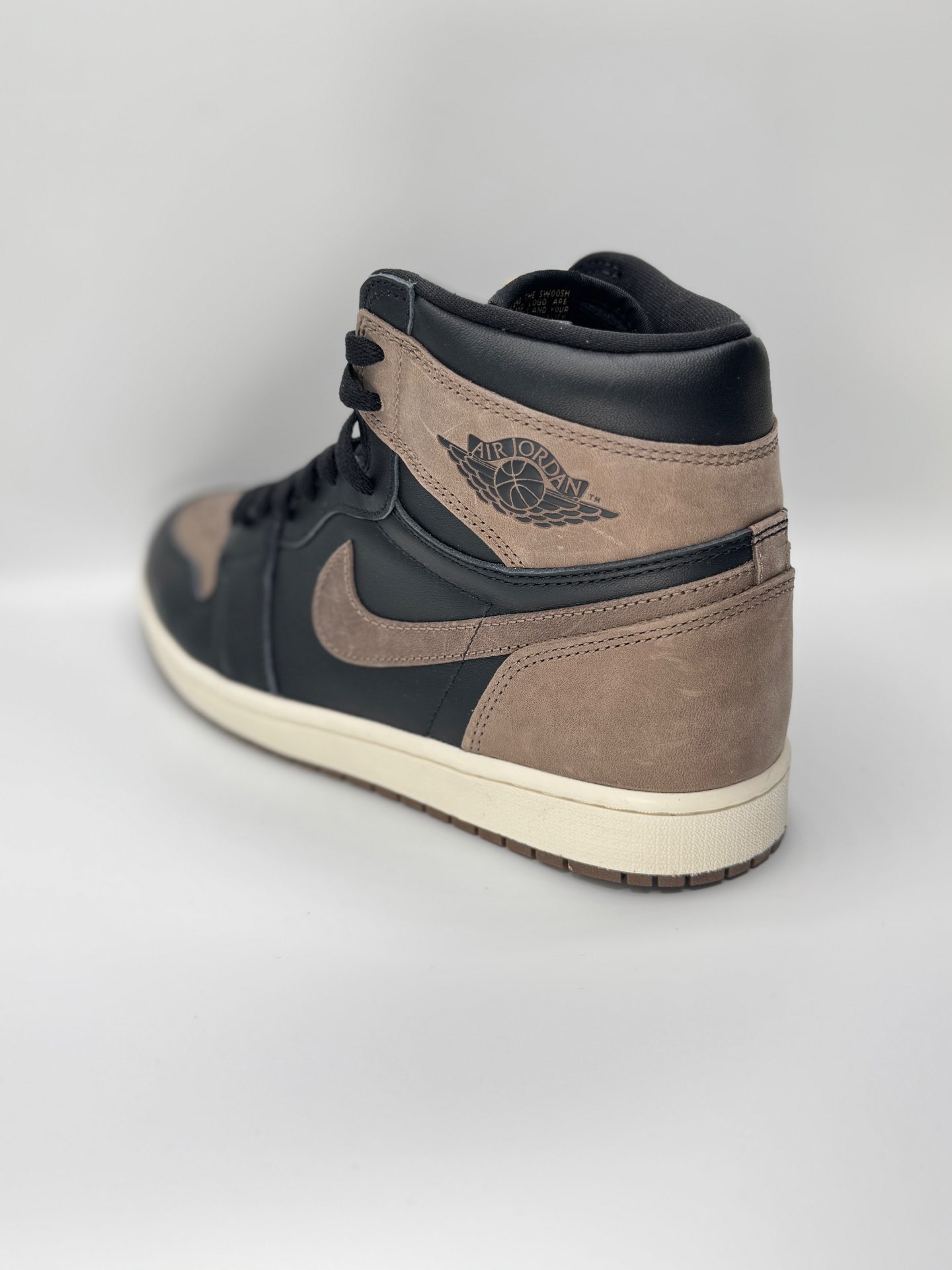“Jordan 1 Retro high Og “Palomino