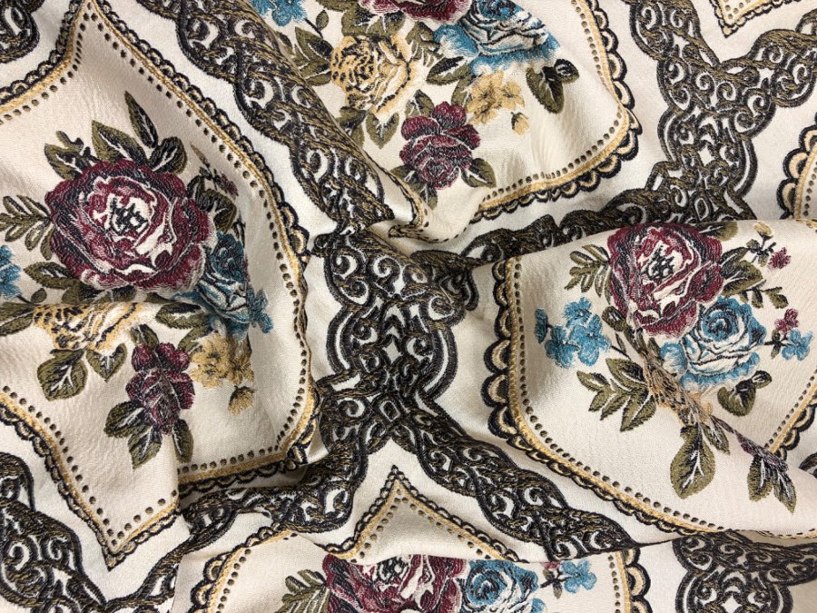 ז׳קארד דגם וינטג׳ צבע קרם