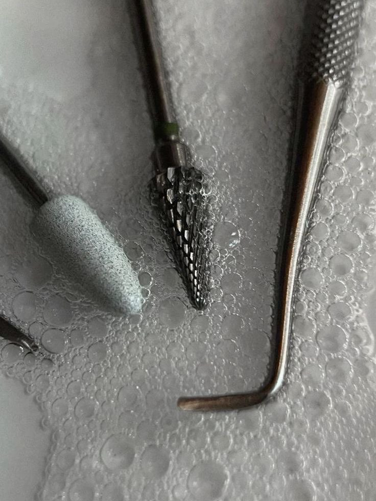 לק ג׳ל ברגליים / טיפול בכף הרגל