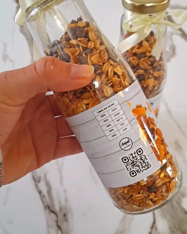 בקבוקי אנרגיה במילוי גרנולה