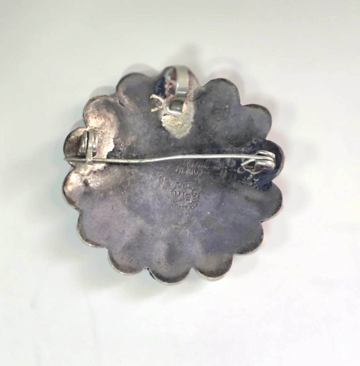 תליון סיכה פרחוני מכסף סטרלינג 925 עם טורקיז טבעי ואם הפנינה - וינטג׳