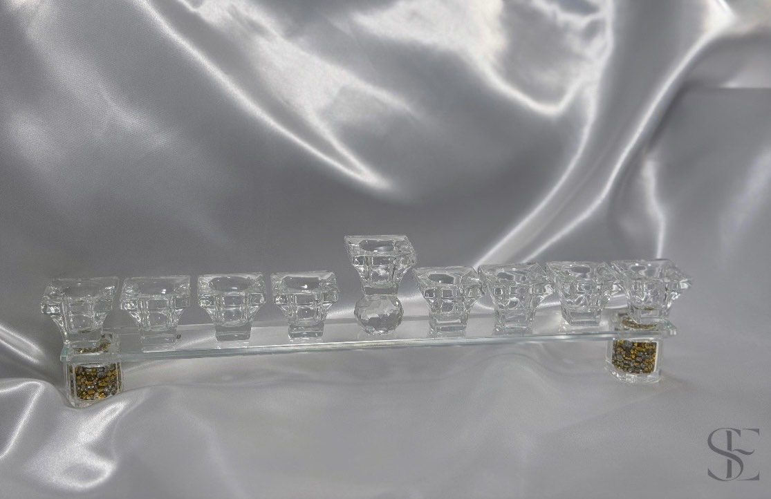 חנוכיית דגם רפאל