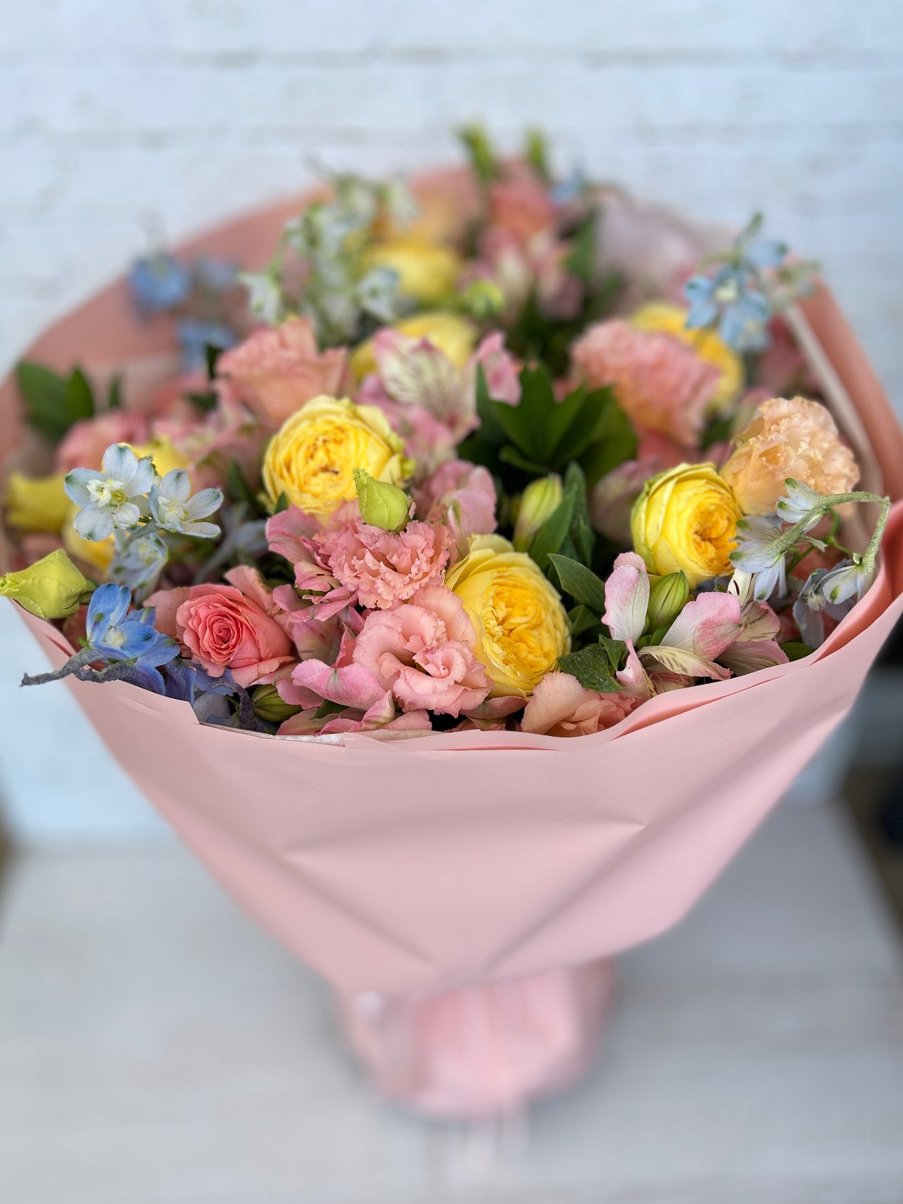 זר ורוד צהוב 330₪