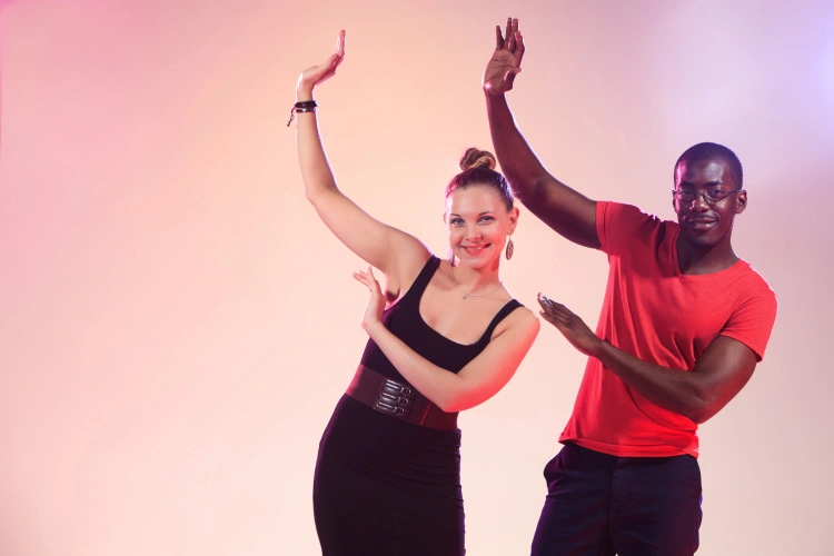 סדנאת ריקוד קבוצתית