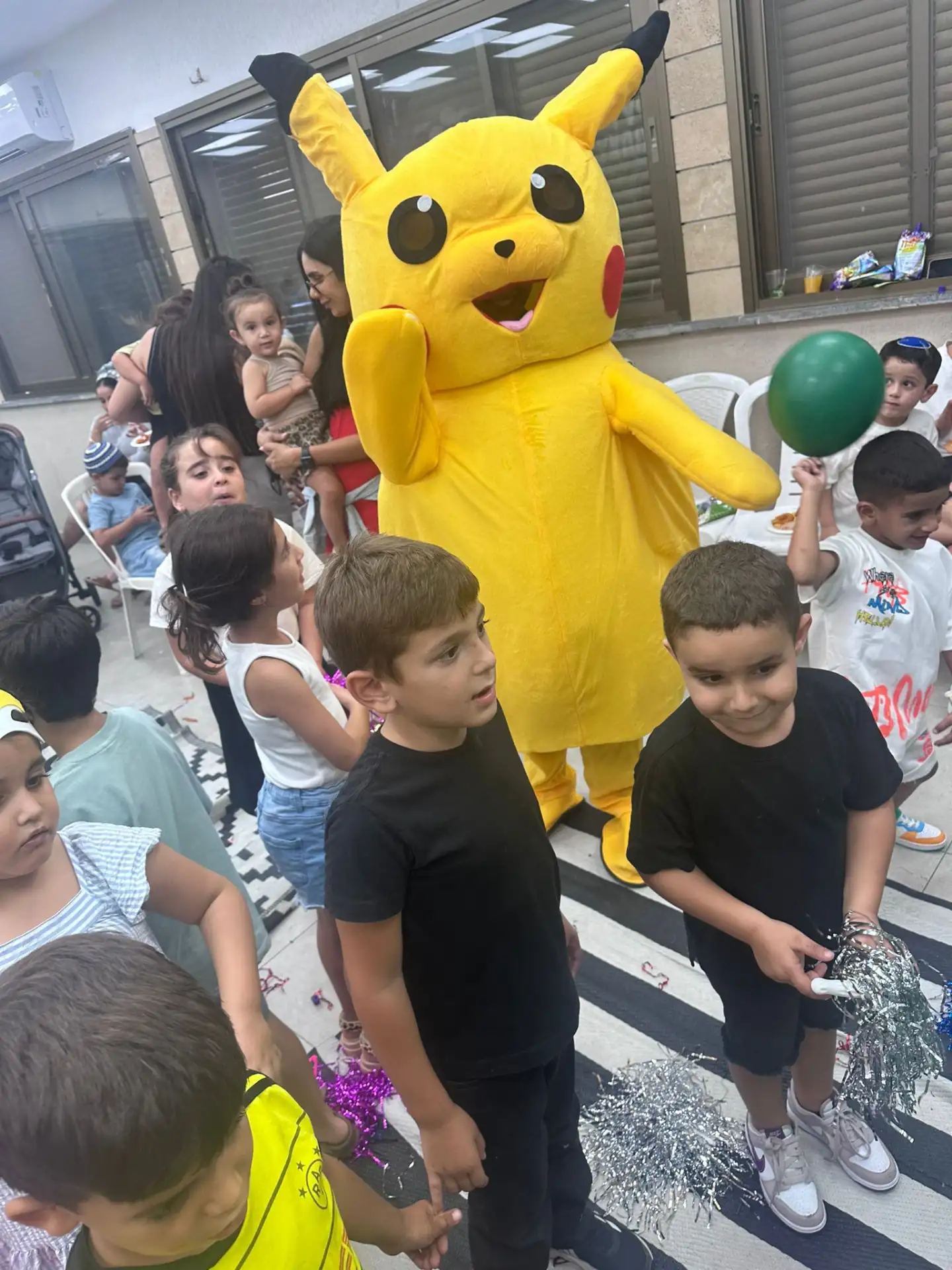 קונספט פוקימון/כדורגל/ספיידרמן/יחידת החילוץ