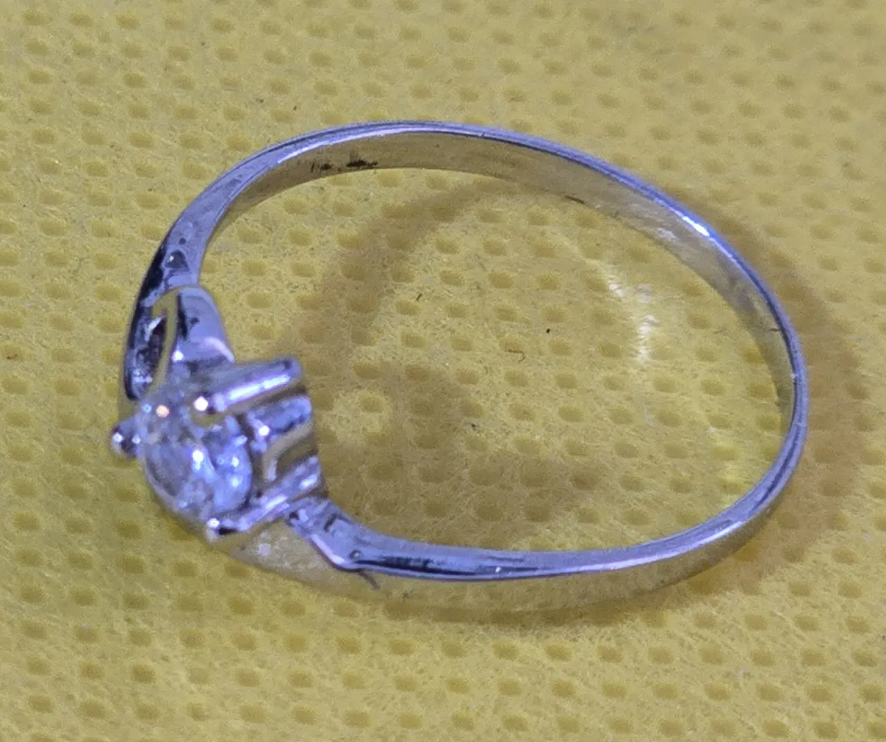 לוט של 2 טבעות כסף שבוץ אבן סברובסקי מידה 5