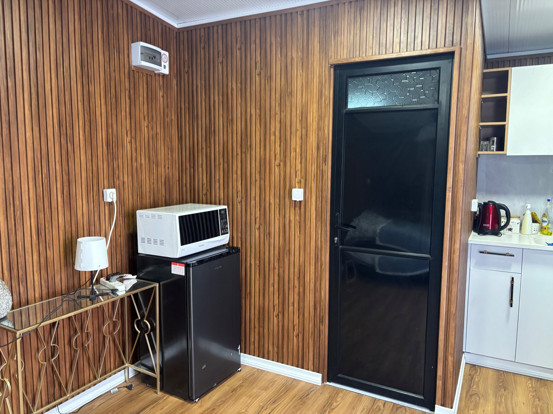 הבקתה בחווה B”H village