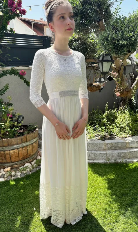 שמלת בת מצווה קלאסית תחרה עליון