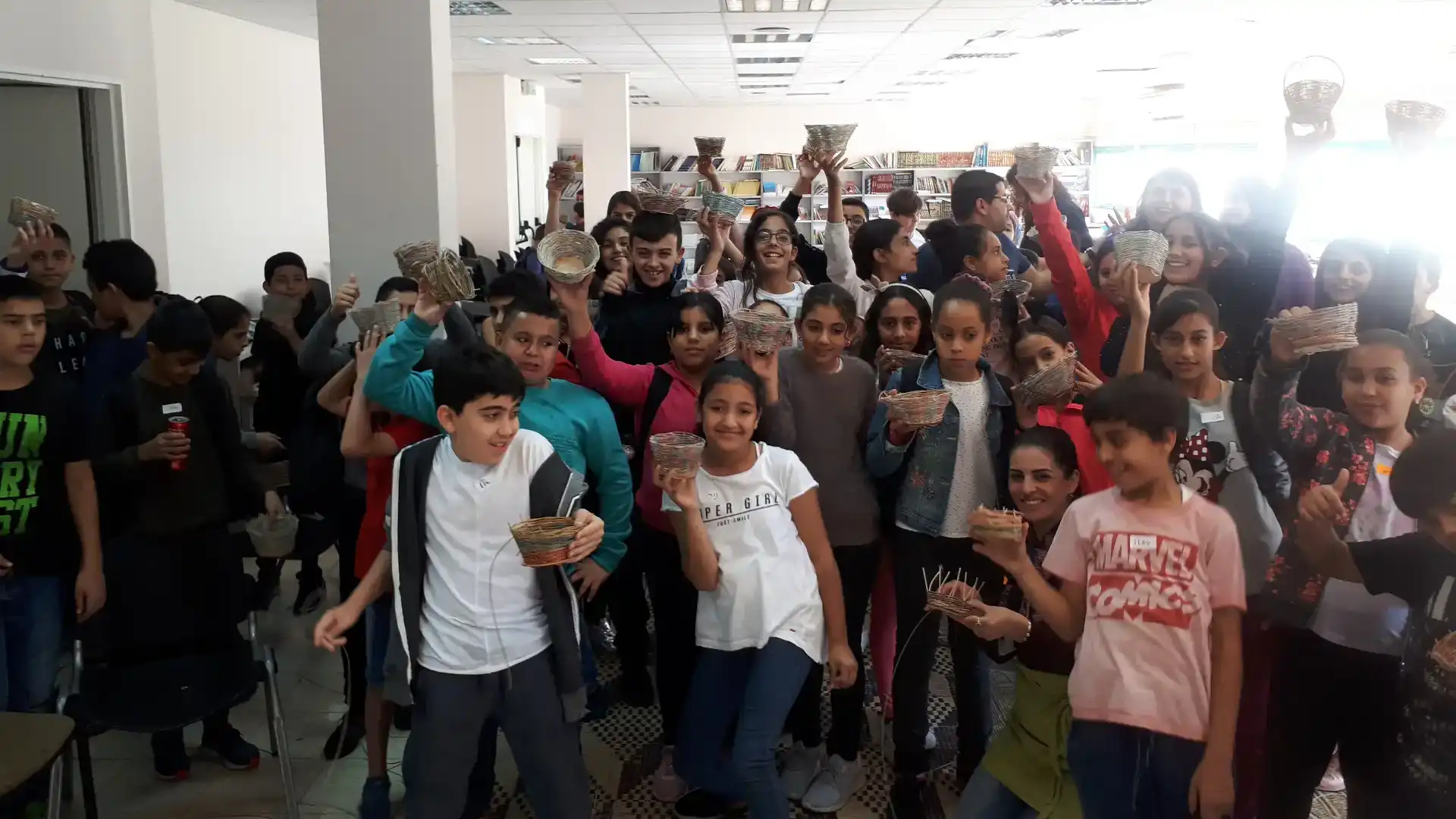 סדנה לנוער, בתי ספר מיסודי ועד תיכון. הסדנא מוכרת בגפן תוכנית: קליעת סלים וחוויה מספר 18866.