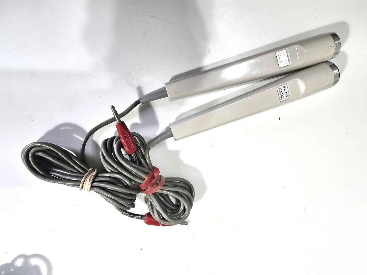 זוג מיקרופונים דינמיים וינט'ג מבית סוני שנות ה..60\70