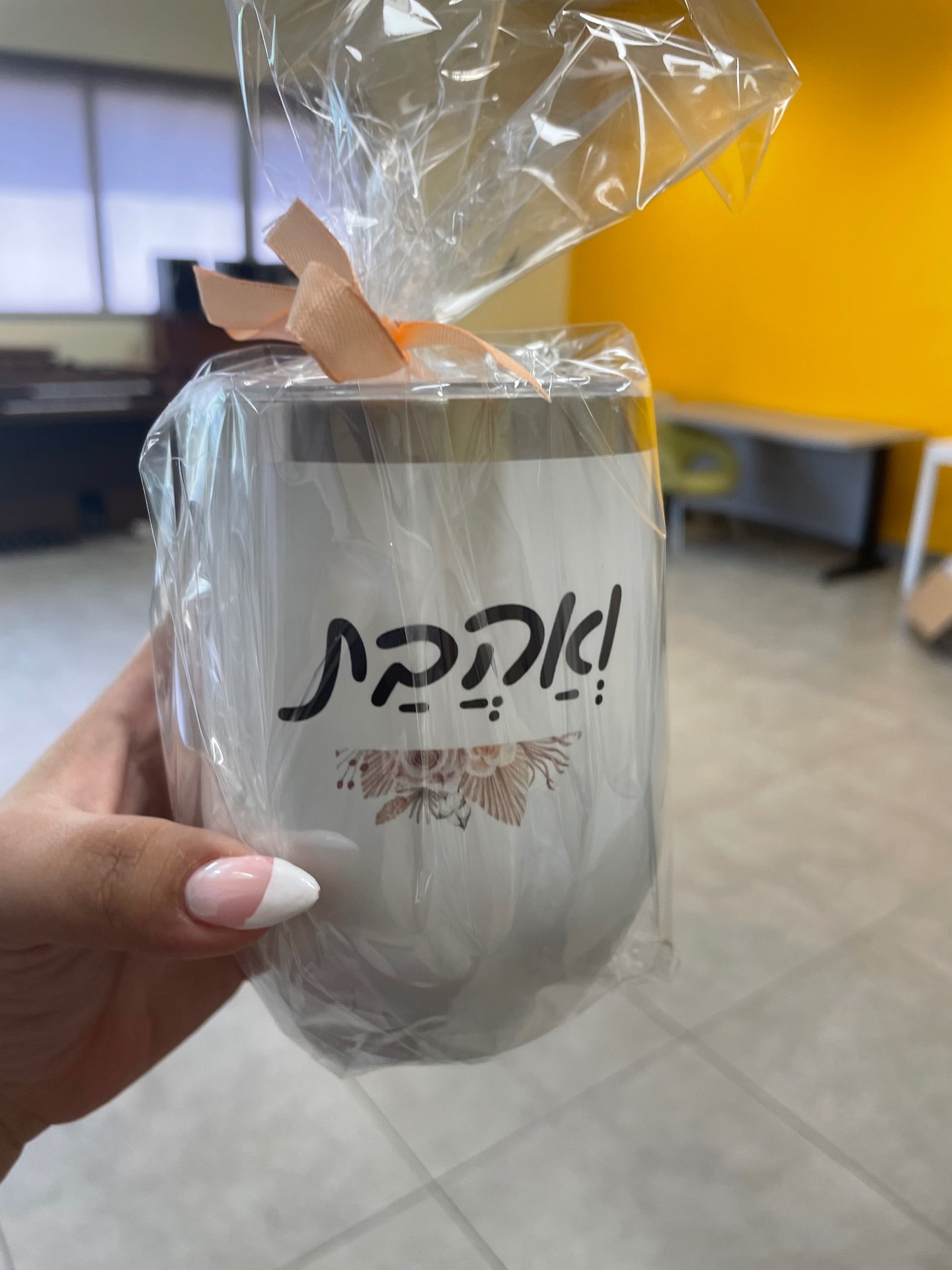 סדנת עיצוב כוסות מאג