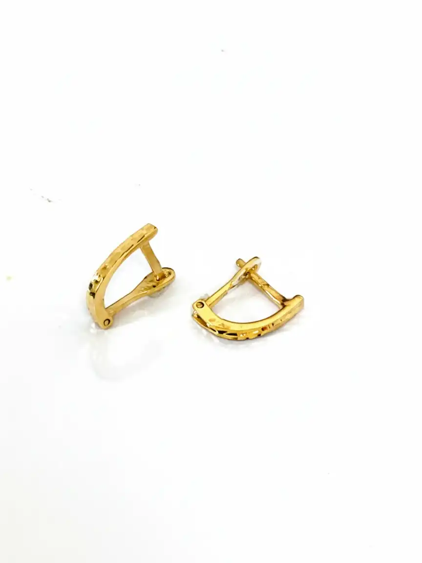 עגילי חישוק זהב 14K לילדה