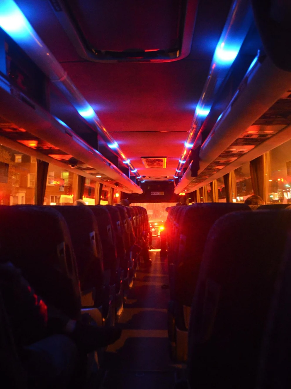 איך לבחור חברת הסעות לאירועים?