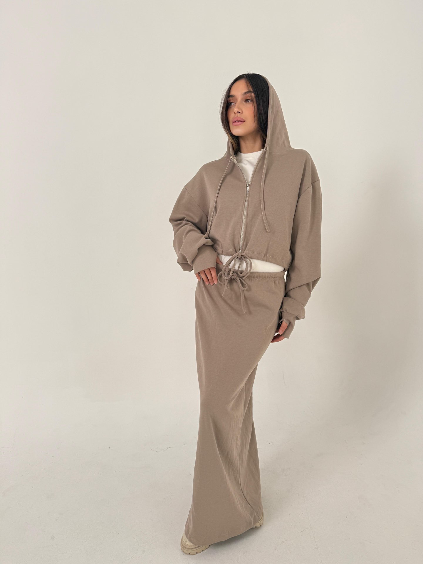 חליפת קפוצון שחר בז