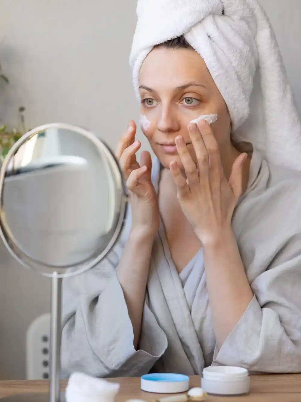 איך לבחור קוסמטיקאית רפואית שמתאימה לעור שלך