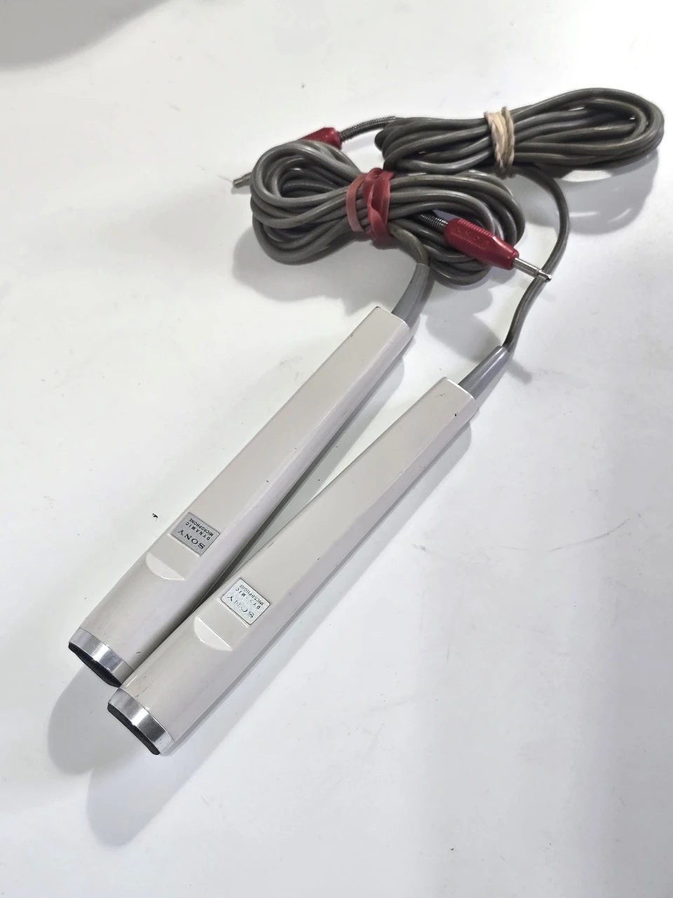 זוג מיקרופונים דינמיים וינט'ג מבית סוני שנות ה..60\70