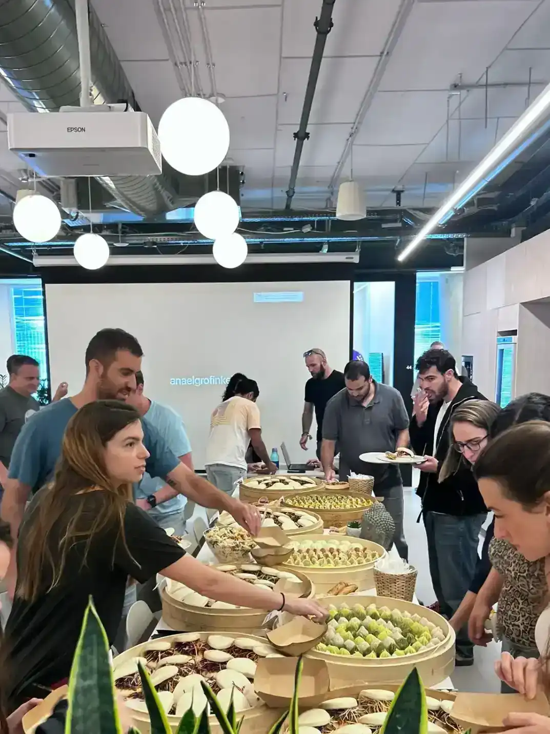 דים סאם באידוי במבוק – חוויה אותנטית באירועים