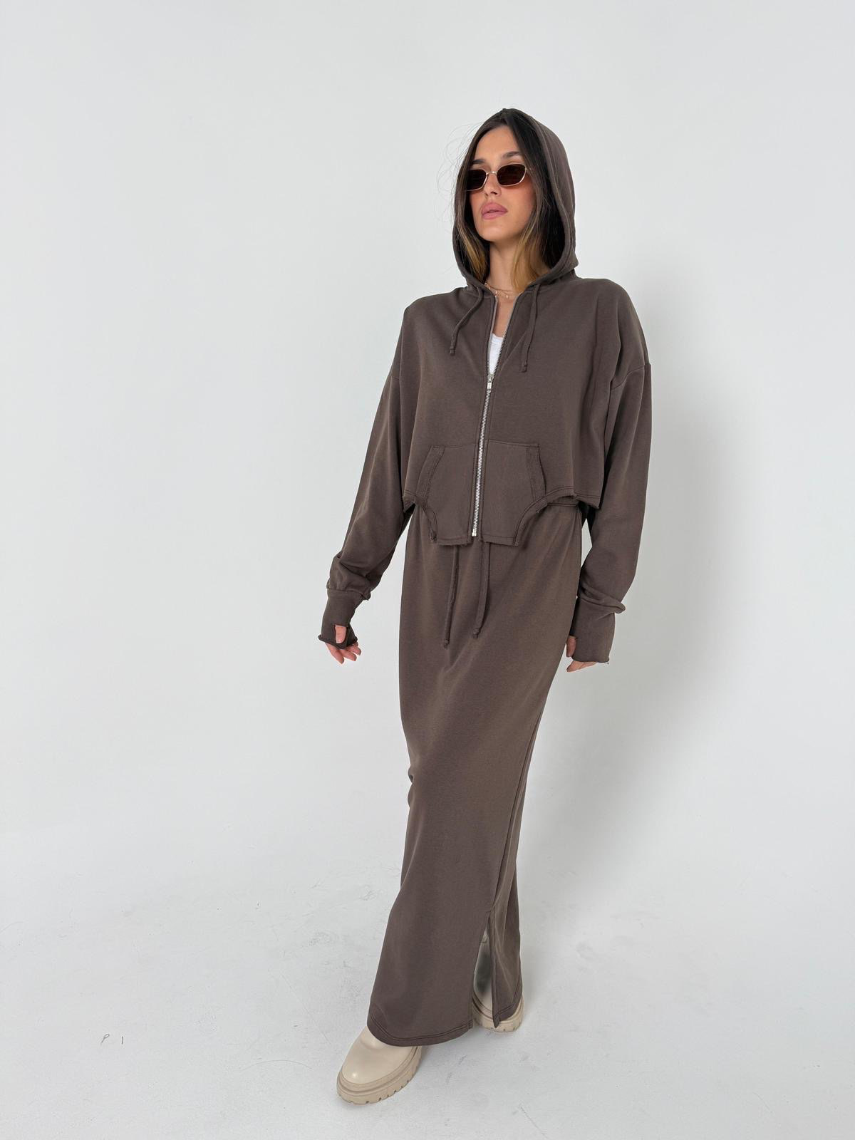 חליפת רויה חום