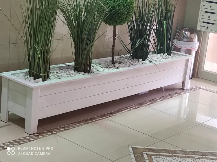 אדניות מעץ מלא ניתן להזמין בהתאמה אישית