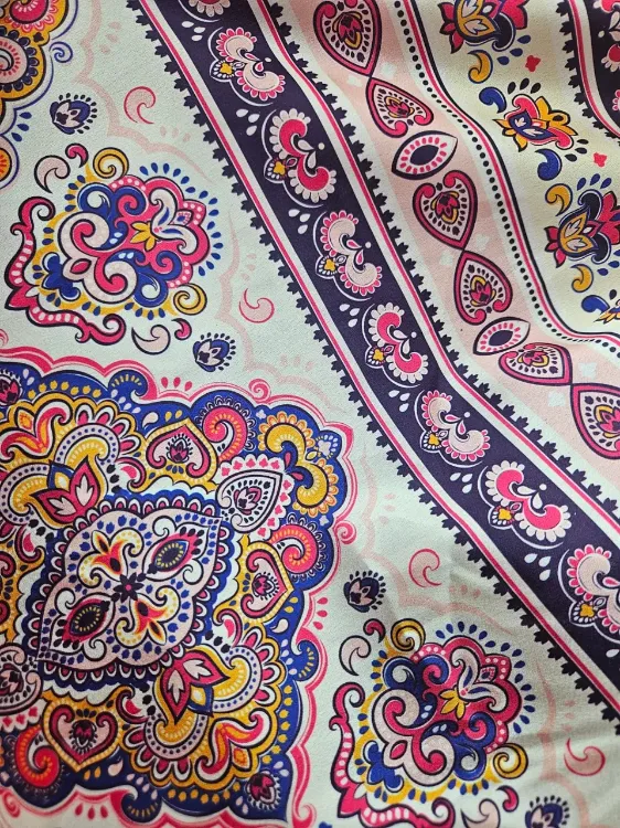 סטן לייקרה מודפס חדש