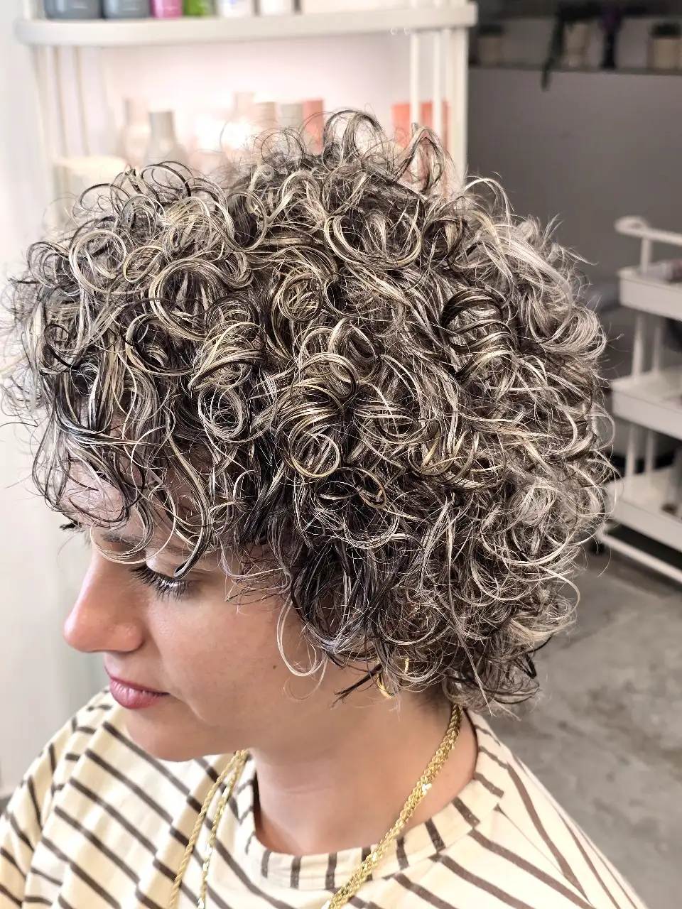 תספורות ועיצוב תלתלים