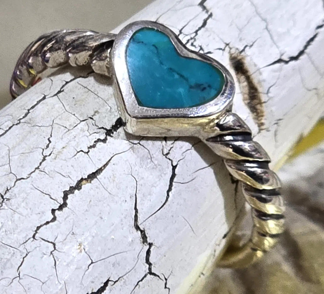 טבעת לב כסף 925 מצופה רדיום משובץ באבן טורקיז בליטוש לב מידה 7 USA אורך/רוחב 7/8 מ"מ חדש לא היה בשימוש