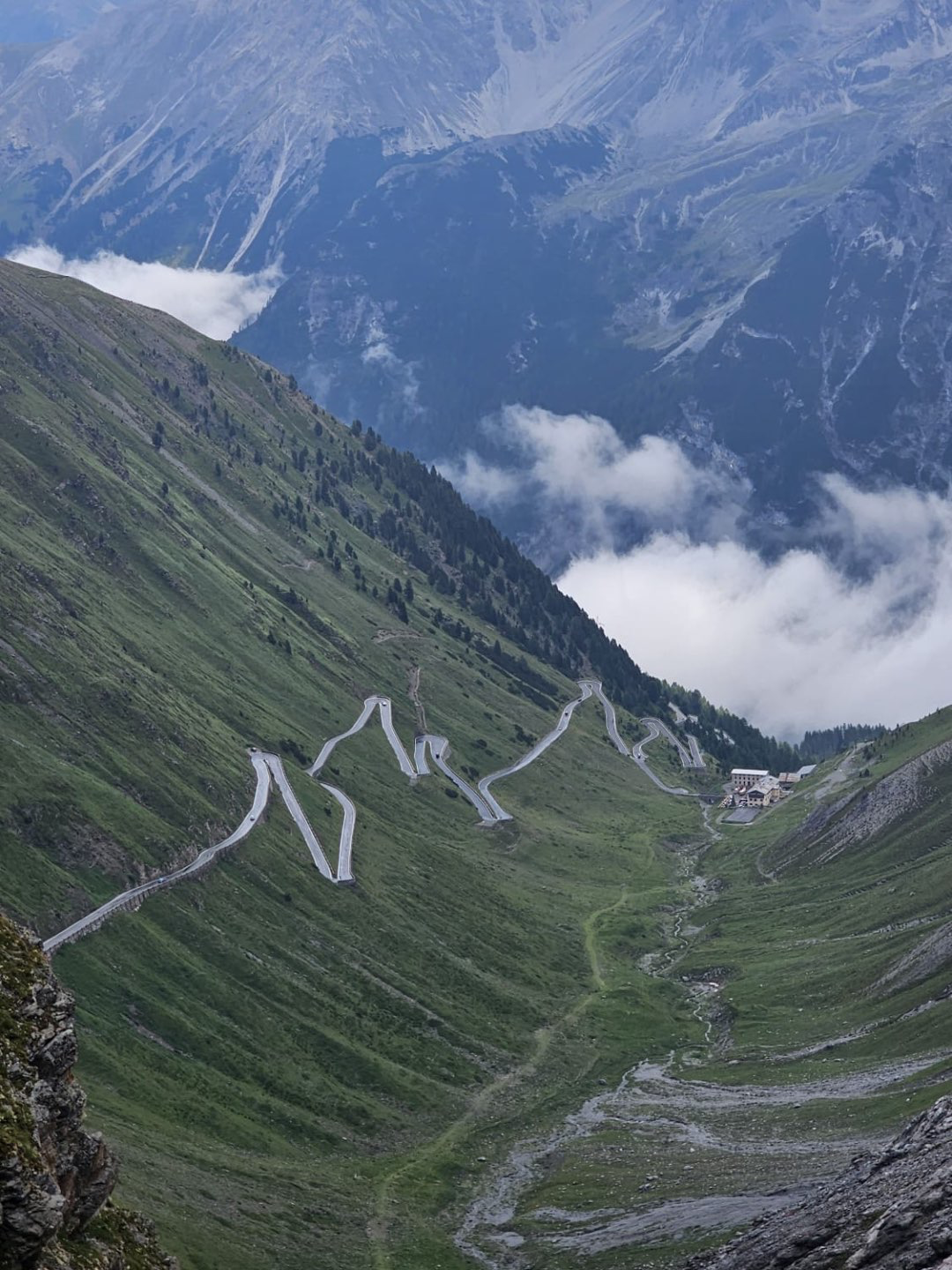 הובלת טיולי רכיבה בחו״ל