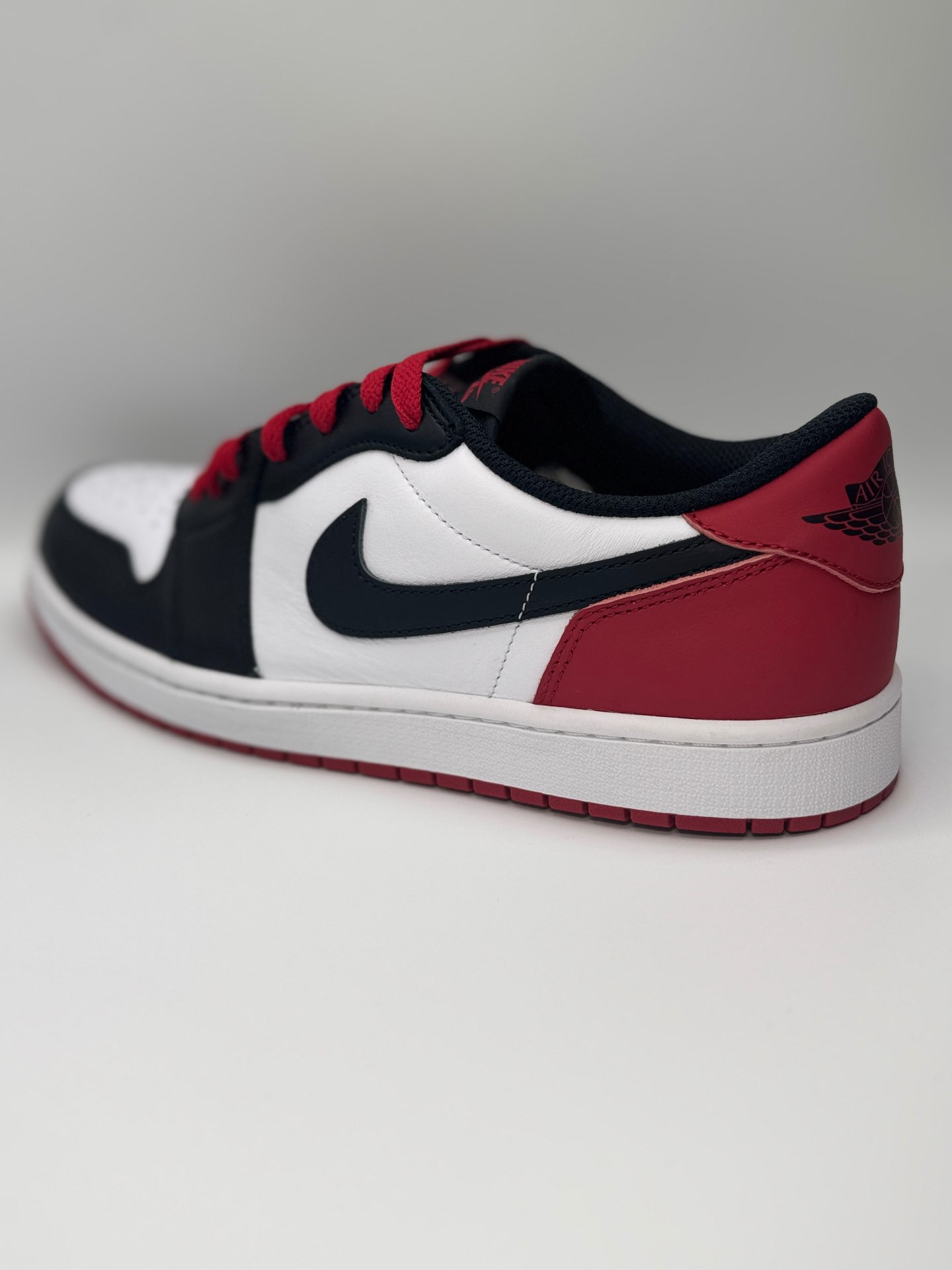 Jordan 1 Low Og  “Black Toe”(2023)