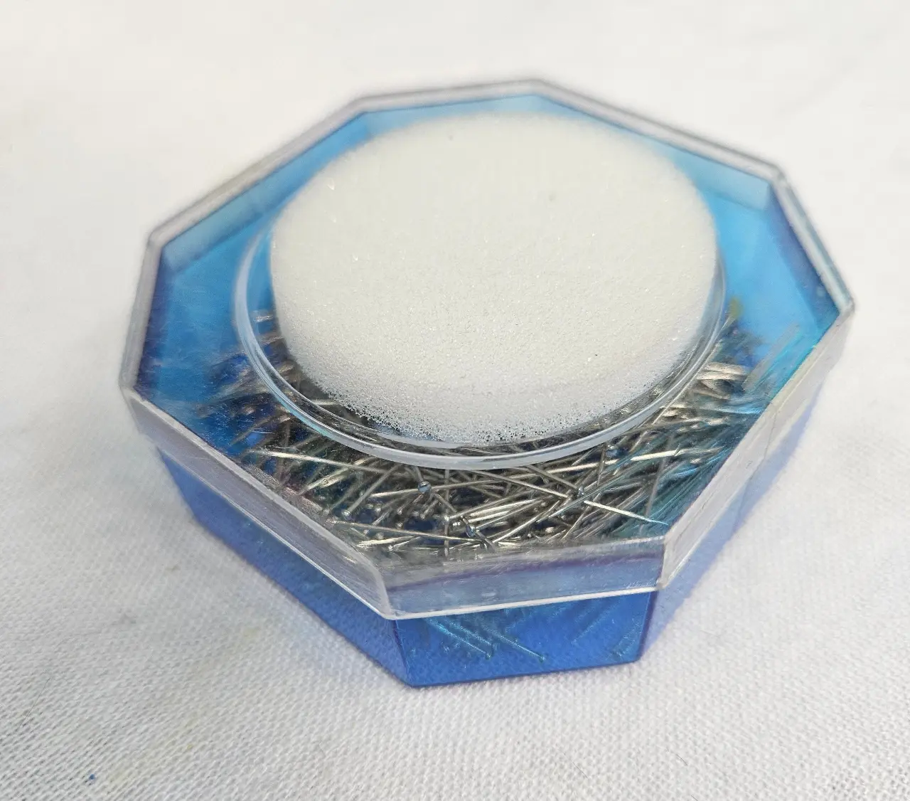 סיכות תפירה ראש ספוג