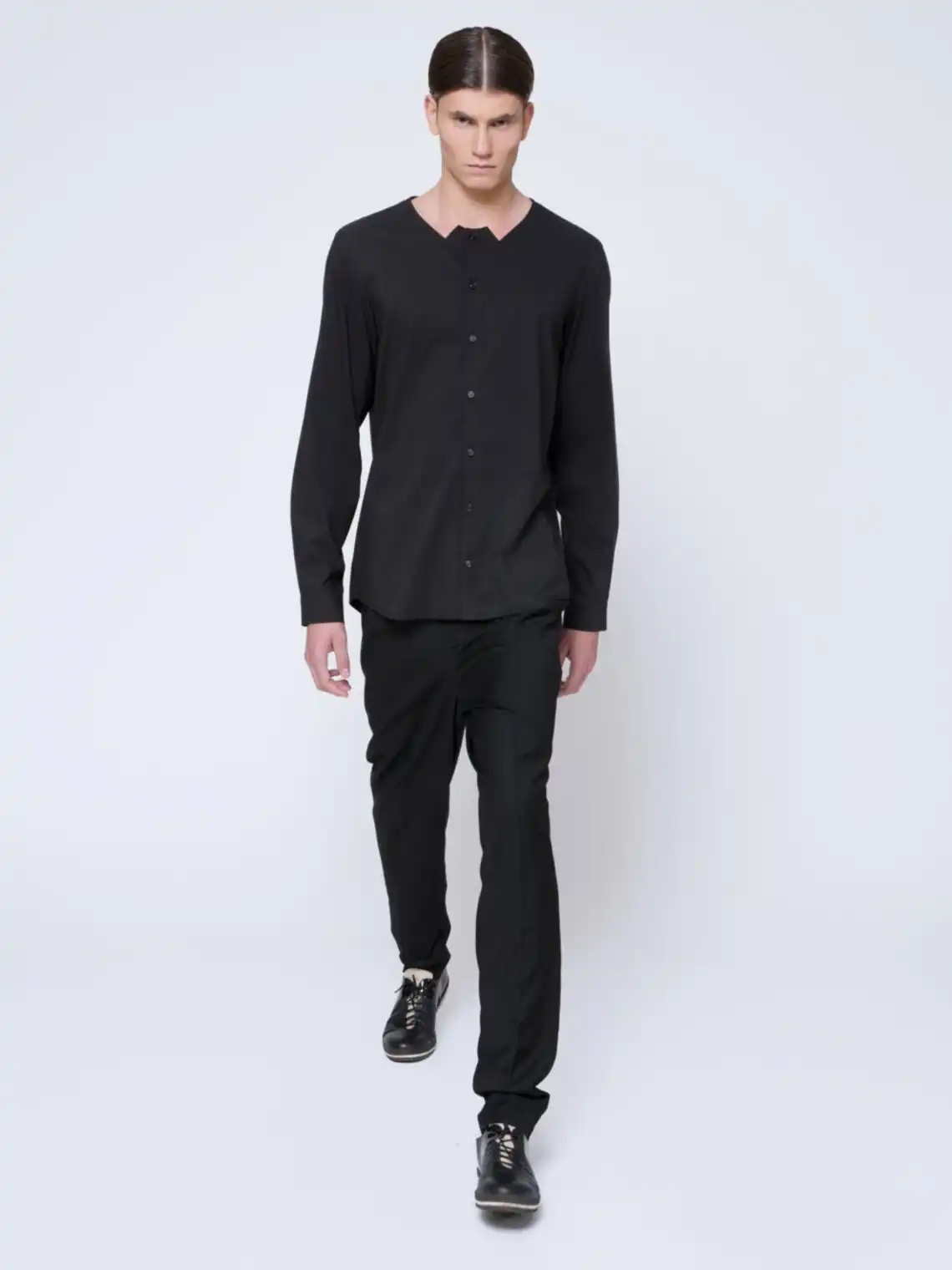 מכנסי האראם שחורים לגברים: מכנסיים מחויטים בגזרת Drop Crotch