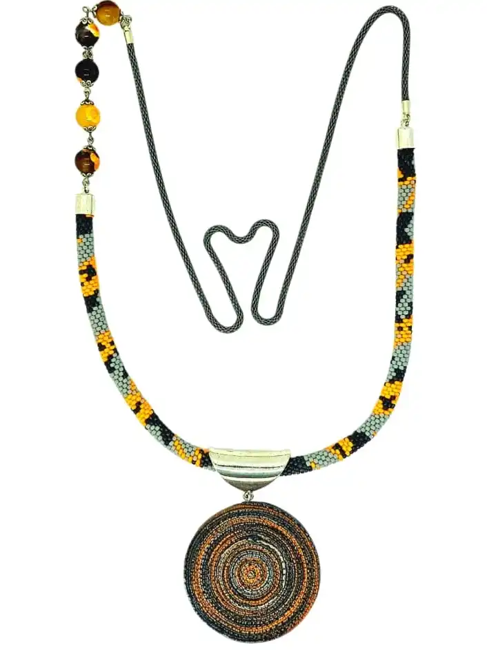 שרשרת- שמש מדברית