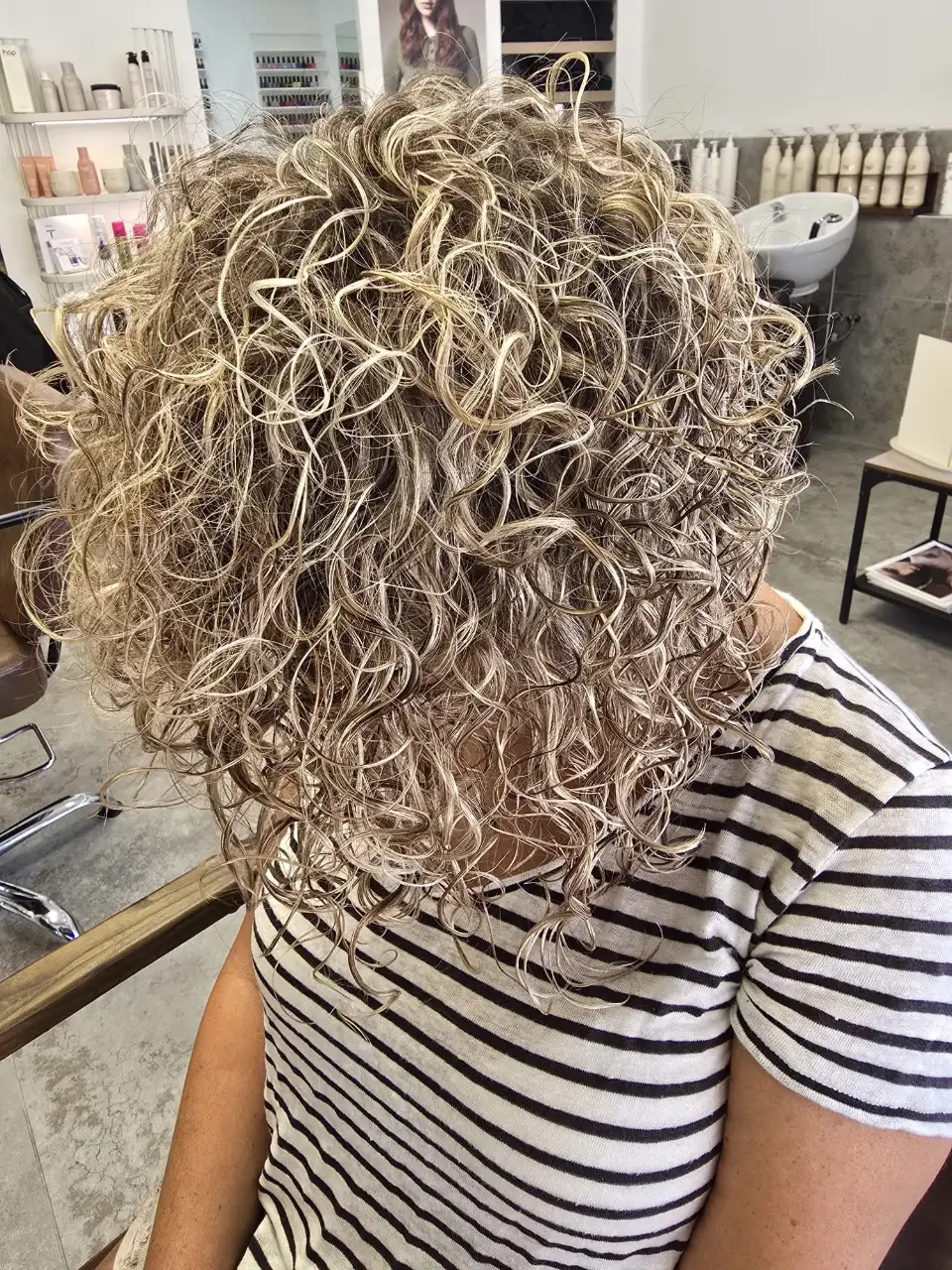 תספורת אישה כולל עיצוב