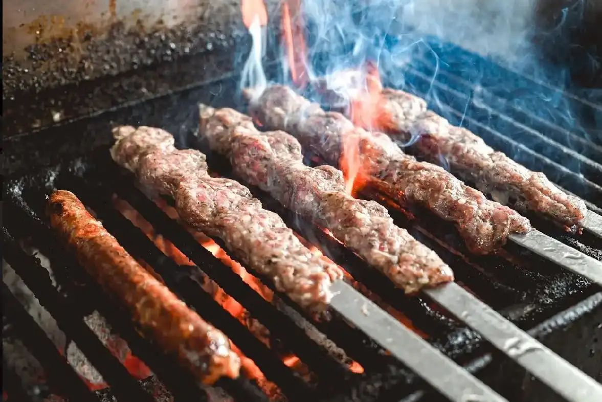 למה כדאי לבחור במסעדת גריל כשרה למהדרין