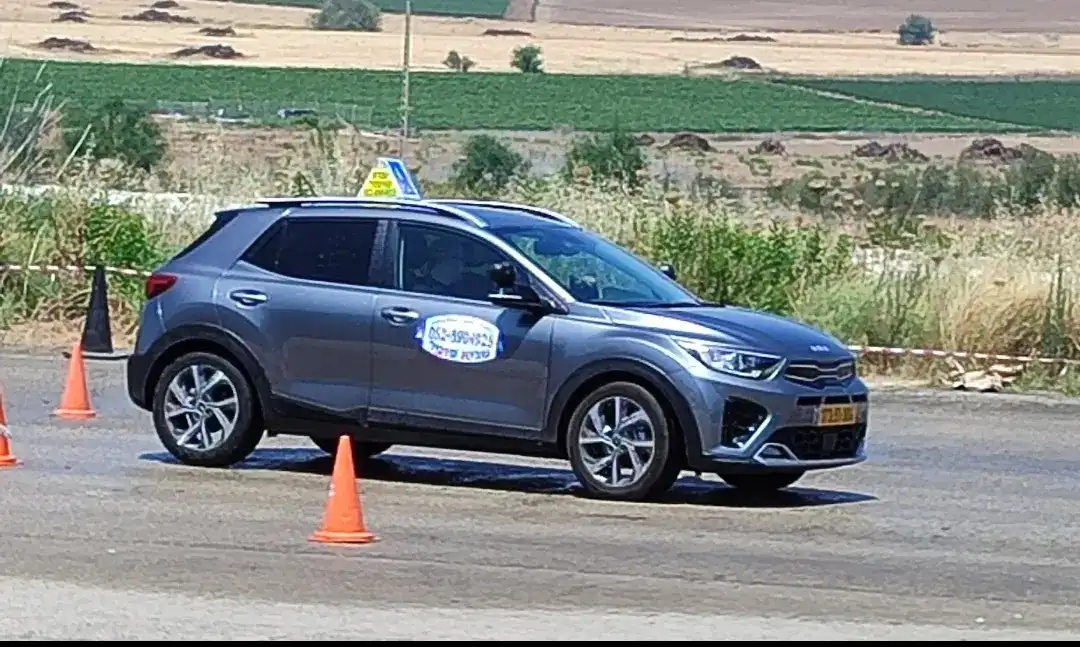 תרגולים מקצועיים לנהיגה בטוחה | שגיא סומר