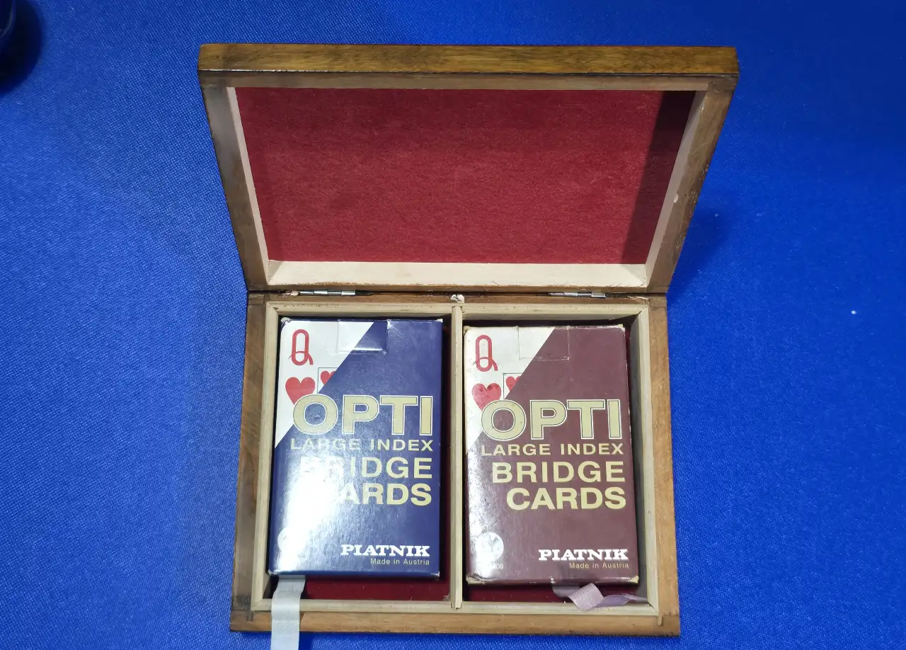 קופסת עץיפיפיה לזוג חפיסות קלפים לבריג' קלפים איכותיים