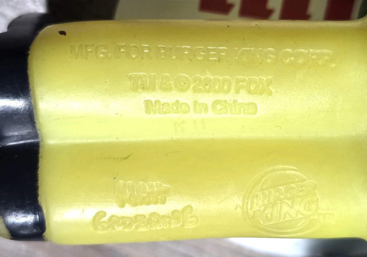 D:\רמי אישי\הגלריה שלי\בובות צעצועים ומשחקים\לאספני צעצועים SIMPSONS BURGER KING, חתום, מתוארך 2000, גובה 14 סמ