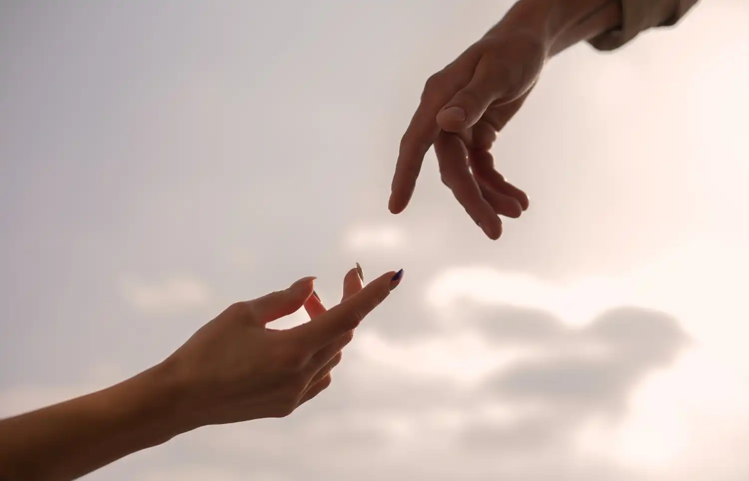 תקשור לפי התורה – הדרך הנכונה לקבלת מסרים